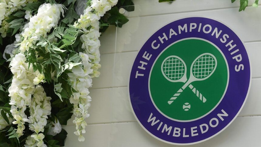 John Curry, who led Wimbledon through expansion, dies at 86