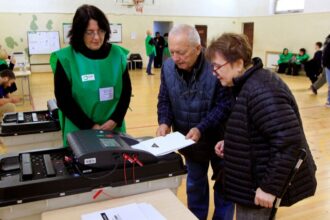 High voter turnout in Georgia's pivotal parliamentary elections