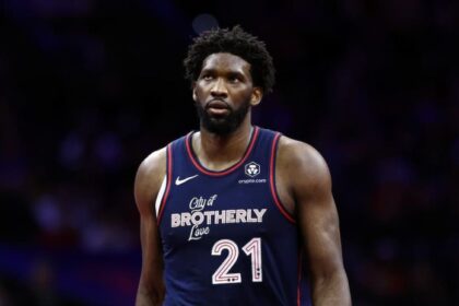 Joel Embiid 76ers pic