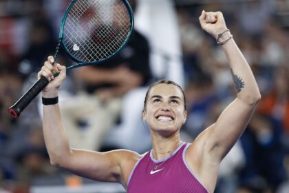 Aryna Sabalenka beats Zheng Qinwen to win Wuhan Open