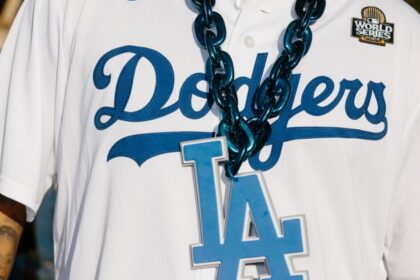 'Every time I wear this, they win': What 22 Dodger fans wore for the World Series