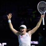 Swiatek-led Poland, Italy notch wins at Billie Jean King Cup