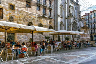 Spain’s new traveller rules spark fury 