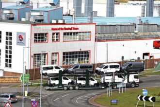 Stellantis announces plans to close Vauxhall van-making plant at Luton