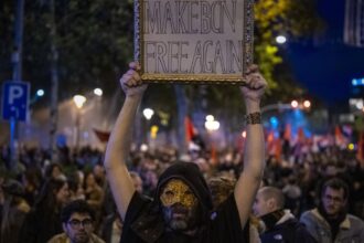 Tens of thousands protest high rents in Barcelona