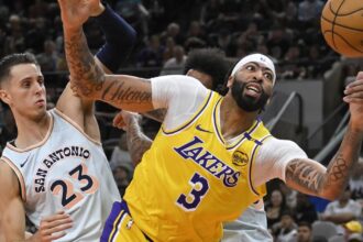 The Sports Report: Lakers end brief losing skid with win over Spurs