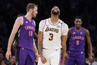 LeBron James racks up a triple-double, but Anthony Davis is injured in Lakers' win