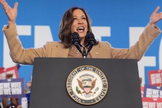 Kamala Harris makes surprise visit to 'SNL,' promising to 'end the dramala'