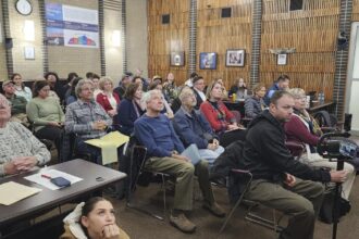 U.S. towns plunge into debates about fluoride in water