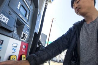 California regulators are pressed to come clean on gasoline prices