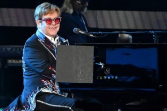 Is Elton John Blind? What Happened to His Eyesight