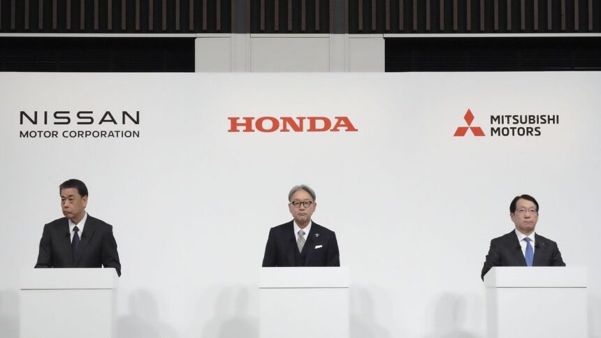 Japanese car makers Nissan and Honda announce plans to merge