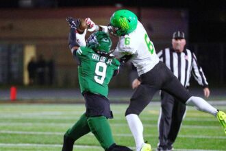 Oxnard Pacifica advances to Division 2-AA state bowl game with defeat of Narbonne