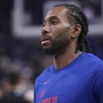 Clippers star Kawhi Leonard returns to practice in limited role