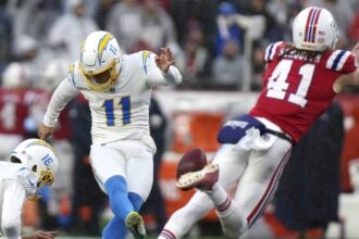 Chargers-Patriots Week 17 game moved to Dec. 28 as part of NFL Network tripleheader