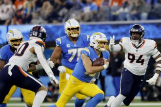 Chargers rally in second half to overcome Broncos, improve AFC playoff seed