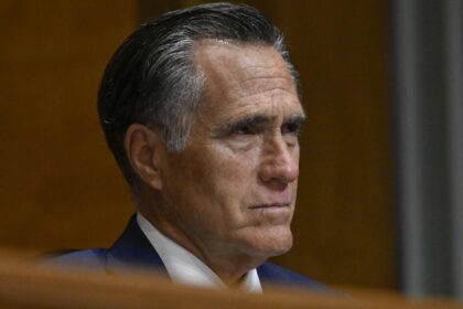 Romney's Senate exit marks an end to the bipartisanship Washington desperately needs