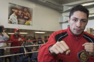 Mexican boxing star Israel 'El Magnífico' Vázquez dies at age 46